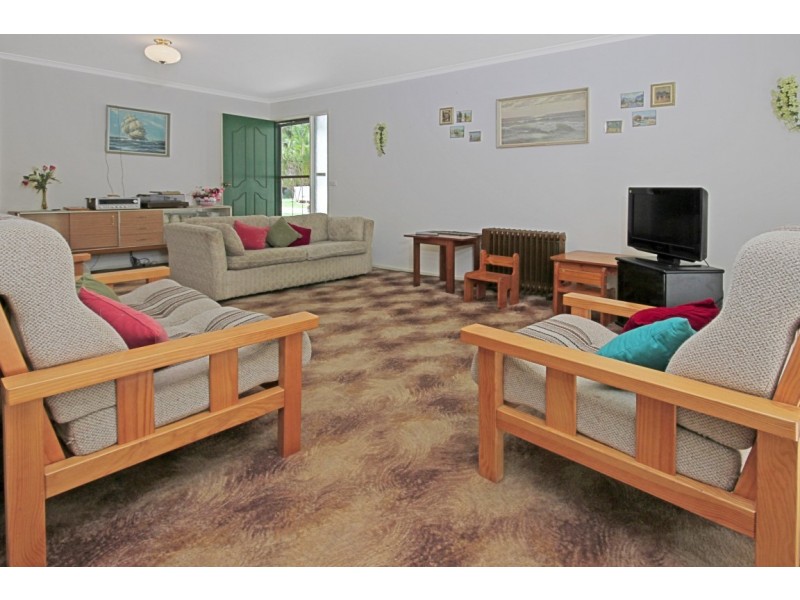 32 Christopher Crescent, Batehaven NSW 2536