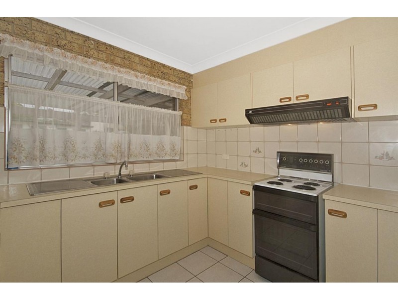 9 Tasman Street, Surf Beach NSW 2536