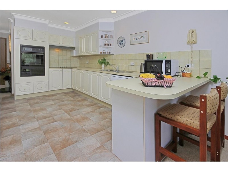 18 Riverview Crescent, Catalina NSW 2536