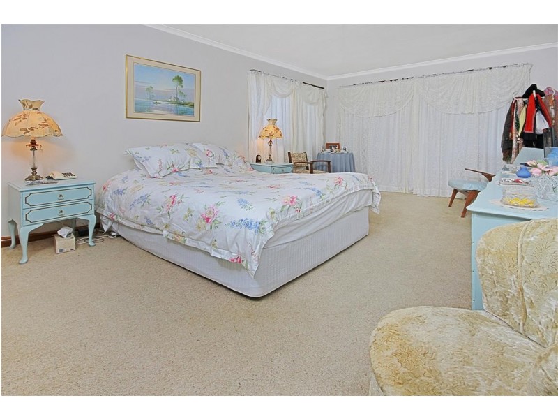 18 Riverview Crescent, Catalina NSW 2536