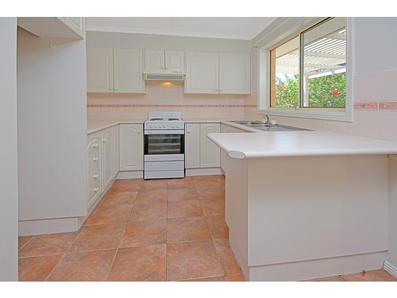 20 Peter Crescent, Batehaven NSW 2536