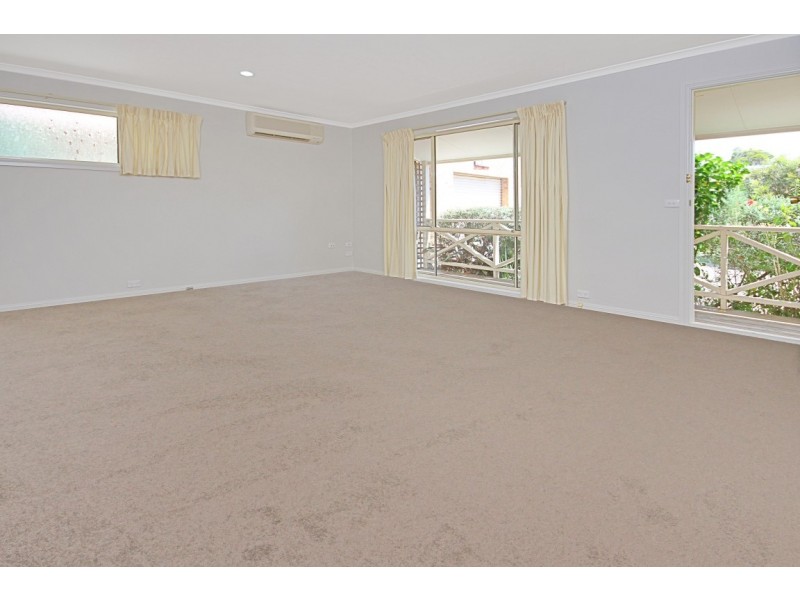 20 Peter Crescent, Batehaven NSW 2536