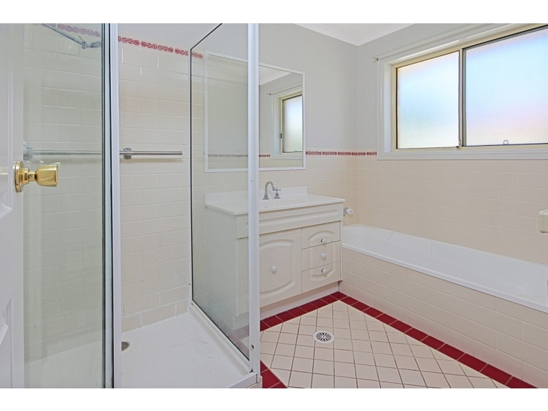 20 Peter Crescent, Batehaven NSW 2536