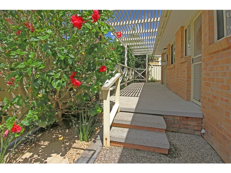 20 Peter Crescent, Batehaven NSW 2536