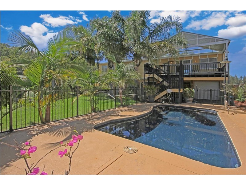 18 Hibiscus Close, Maloneys Beach NSW 2536