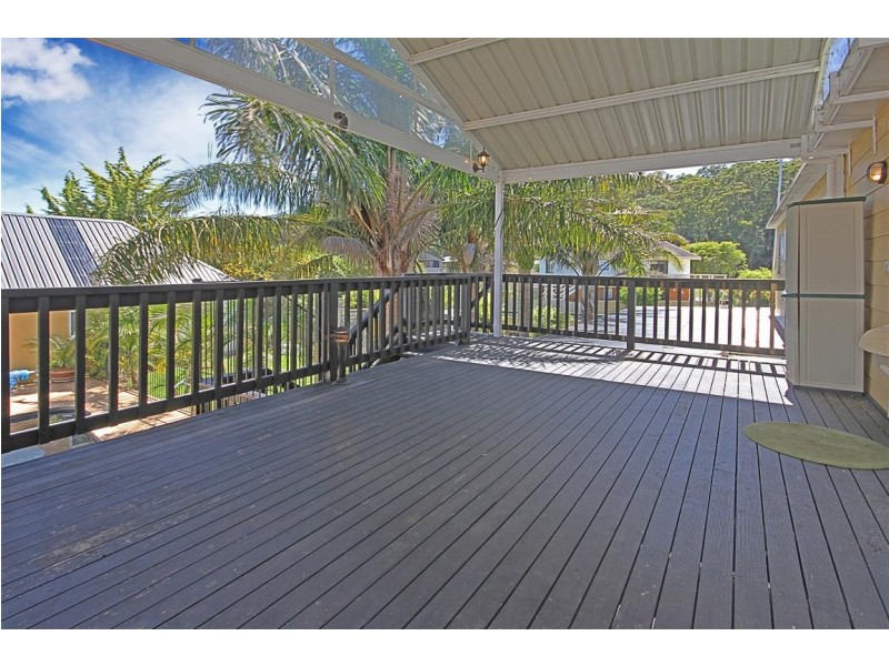 18 Hibiscus Close, Maloneys Beach NSW 2536
