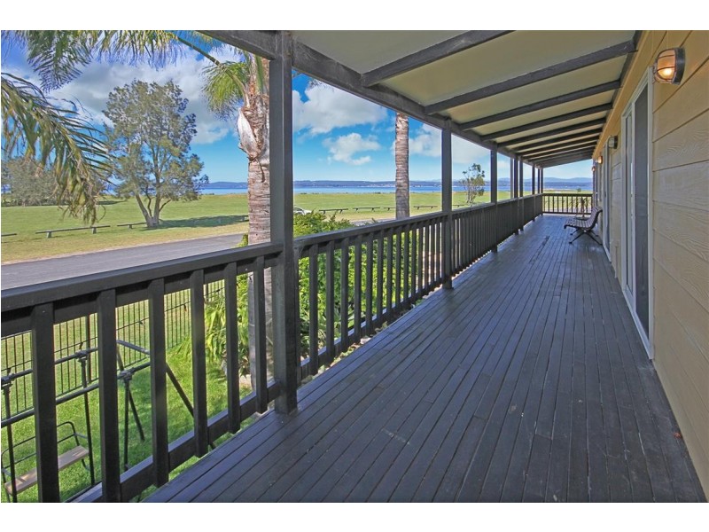 18 Hibiscus Close, Maloneys Beach NSW 2536