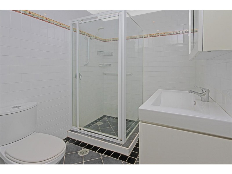 18 Hibiscus Close, Maloneys Beach NSW 2536