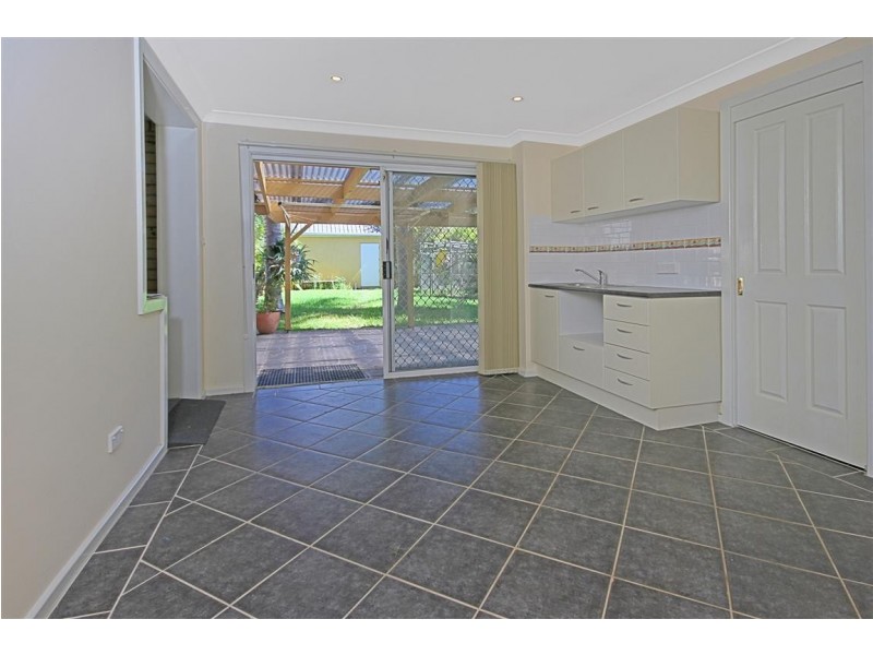 18 Hibiscus Close, Maloneys Beach NSW 2536