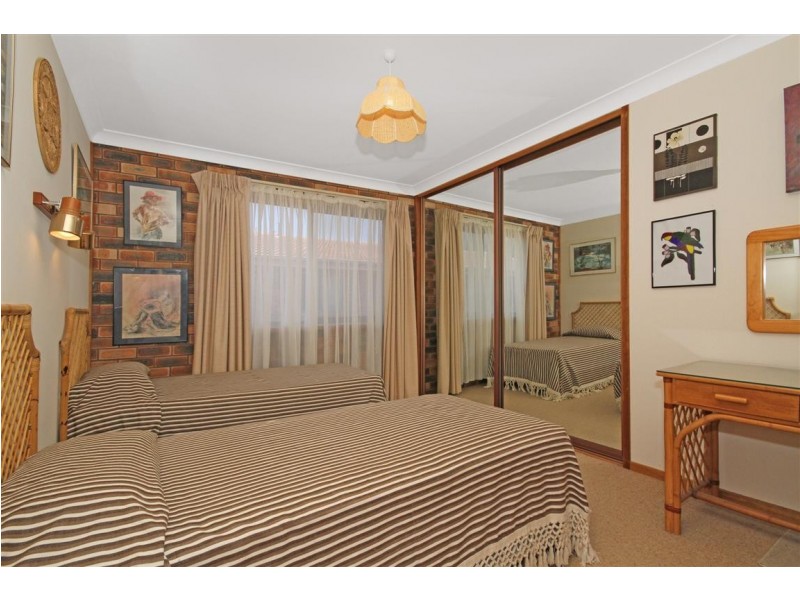 2/10 Kuppa Avenue, Malua Bay NSW 2536