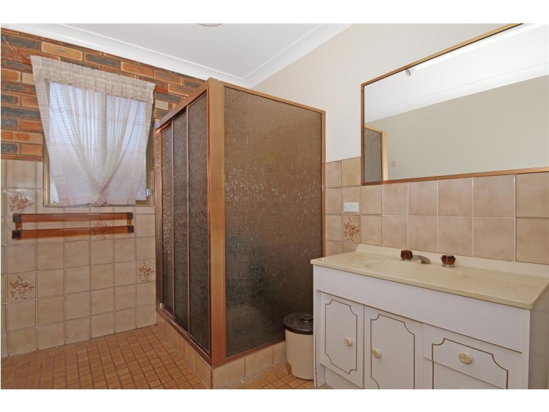 2/10 Kuppa Avenue, Malua Bay NSW 2536