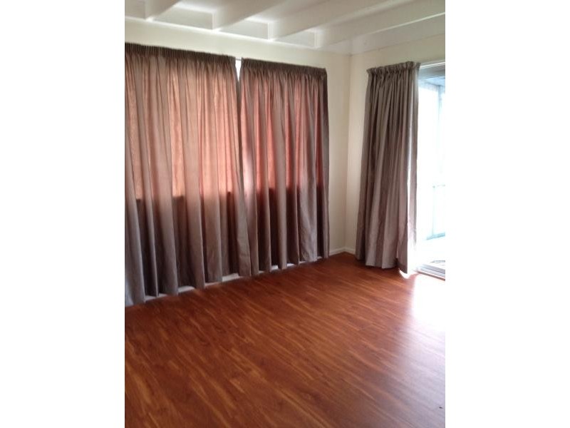 10 Euroka Avenue, Malua Bay NSW 2536