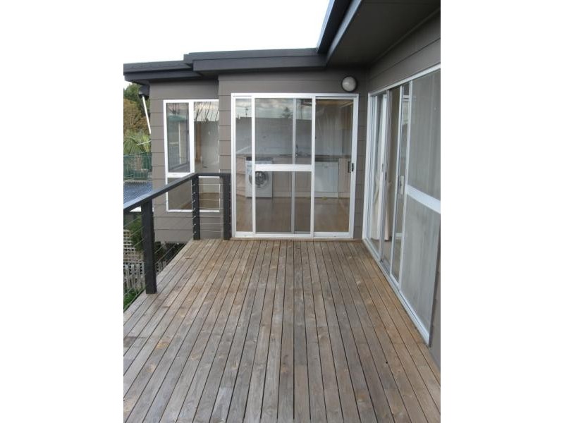 27 Grantham Rd, Batehaven NSW 2536