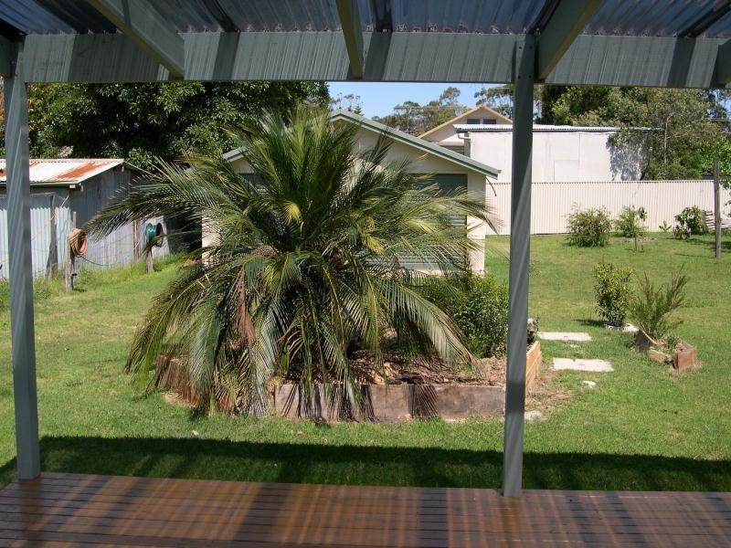 40 Lakeside Drive DURRAS, South Durras NSW 2536