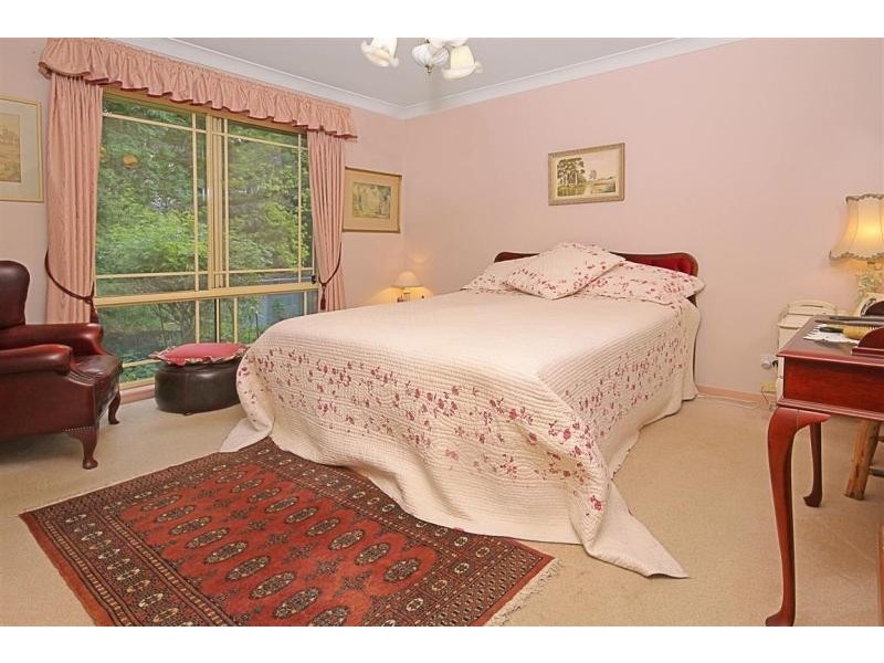 24 Pleasurelea Drive, Sunshine Bay NSW 2536