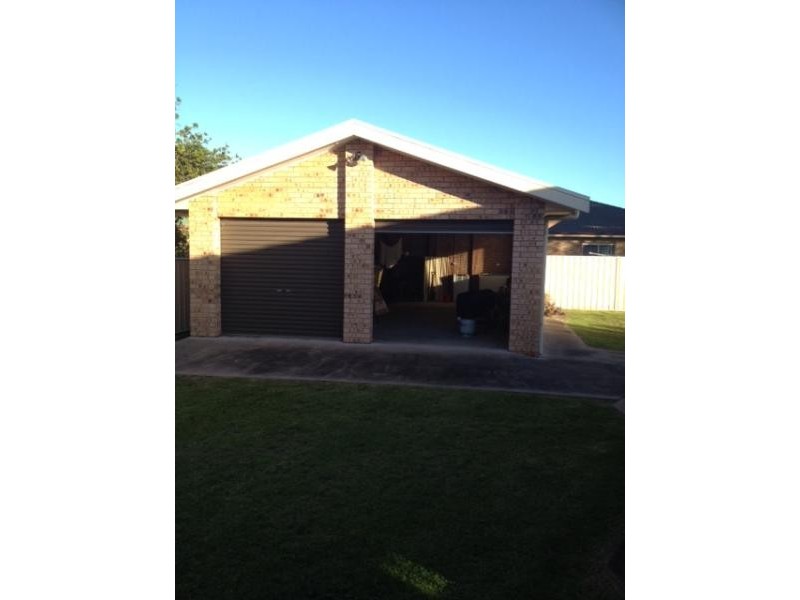 5 Eugenie Place, Maloneys Beach NSW 2536