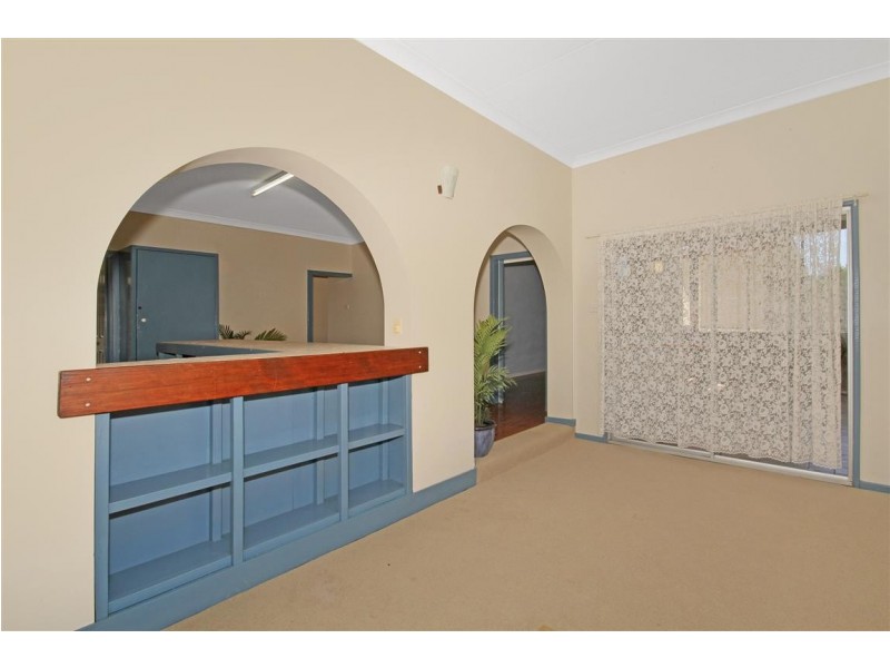 24 Wallarah Street, Surfside NSW 2536