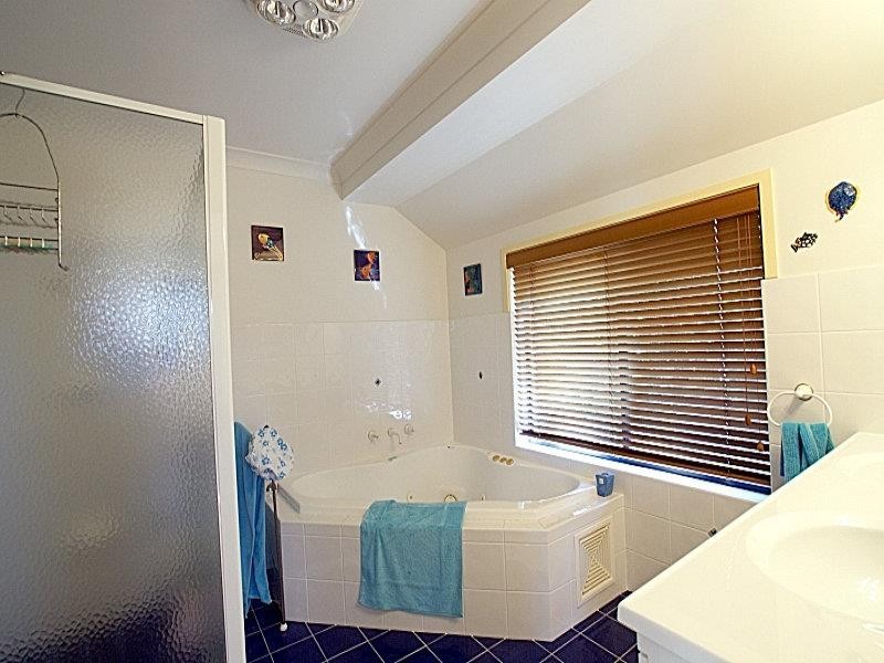 73 Sandy Place, Long Beach NSW 2536