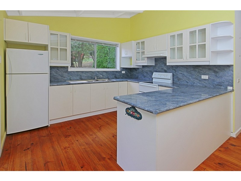 69 Forest Parade, Tomakin NSW 2537