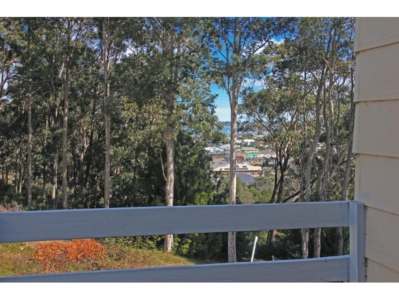 69 Forest Parade, Tomakin NSW 2537