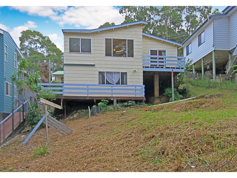 69 Forest Parade, Tomakin NSW 2537