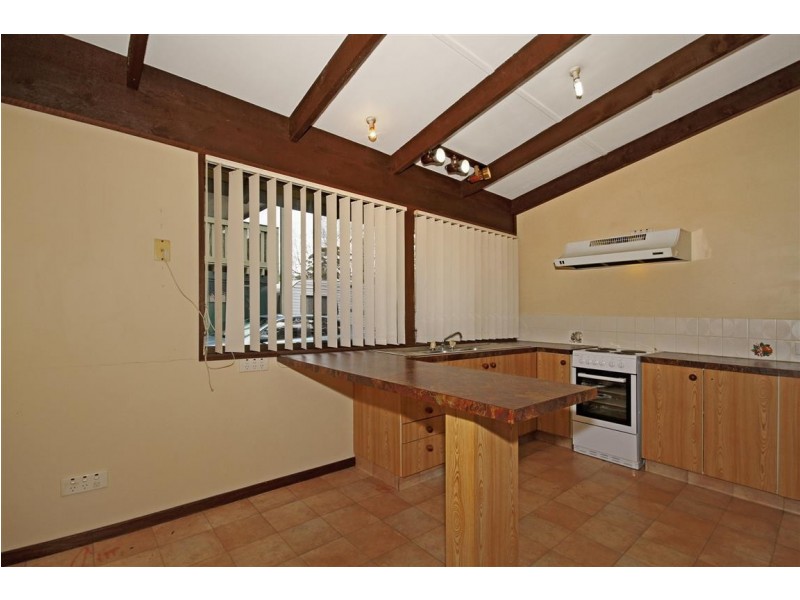 9 Flinders Way, Surf Beach NSW 2536