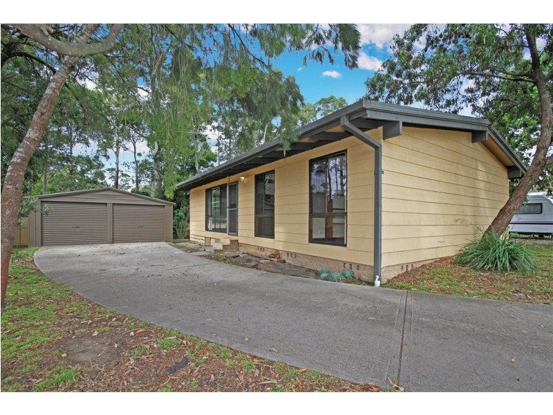 9 Flinders Way, Surf Beach NSW 2536