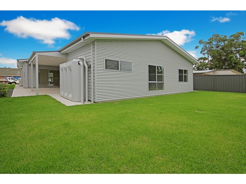 80 Heath Street, Broulee NSW 2537