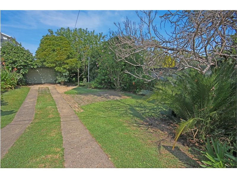 261 Beach Road, Denhams Beach NSW 2536