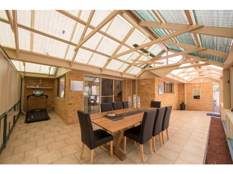 40 Thomas Mitchell Crescent, Sunshine Bay NSW 2536