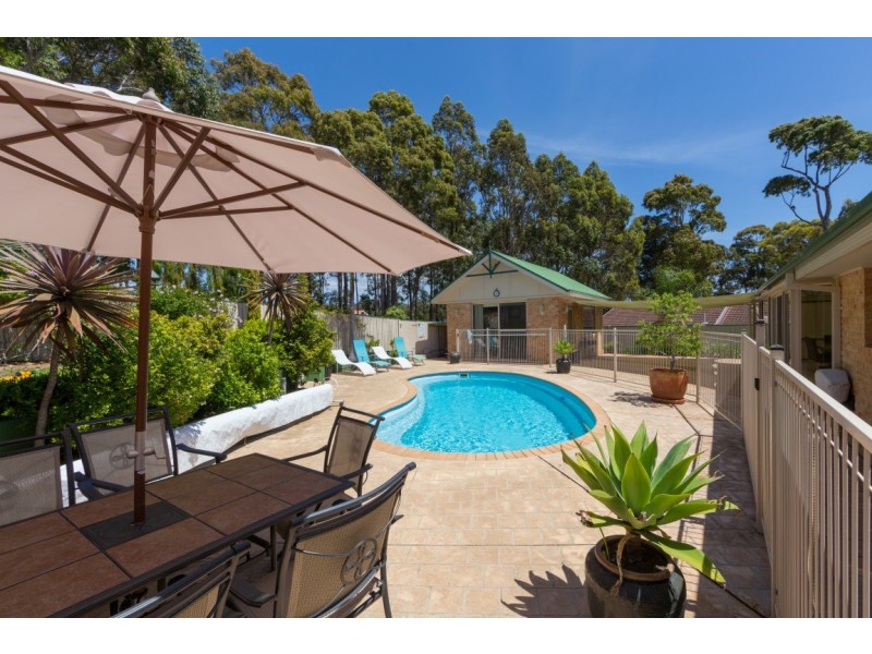 40 Thomas Mitchell Crescent, Sunshine Bay NSW 2536