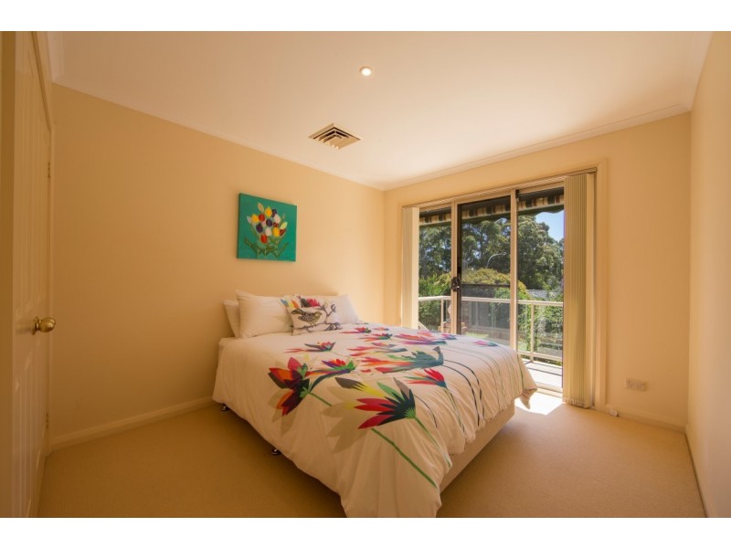 40 Thomas Mitchell Crescent, Sunshine Bay NSW 2536