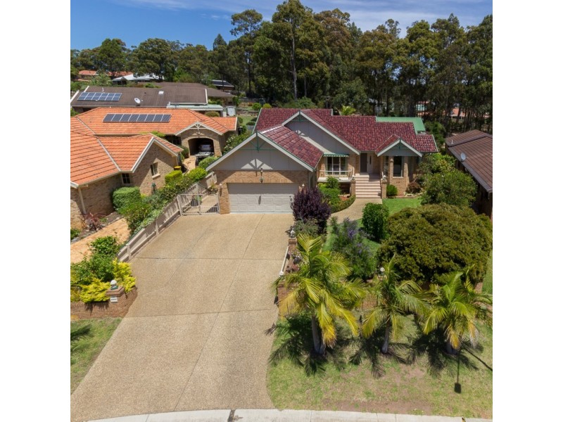 40 Thomas Mitchell Crescent, Sunshine Bay NSW 2536