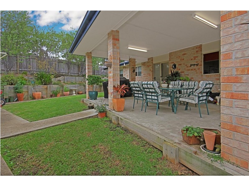 5 Hartog Place, Sunshine Bay NSW 2536