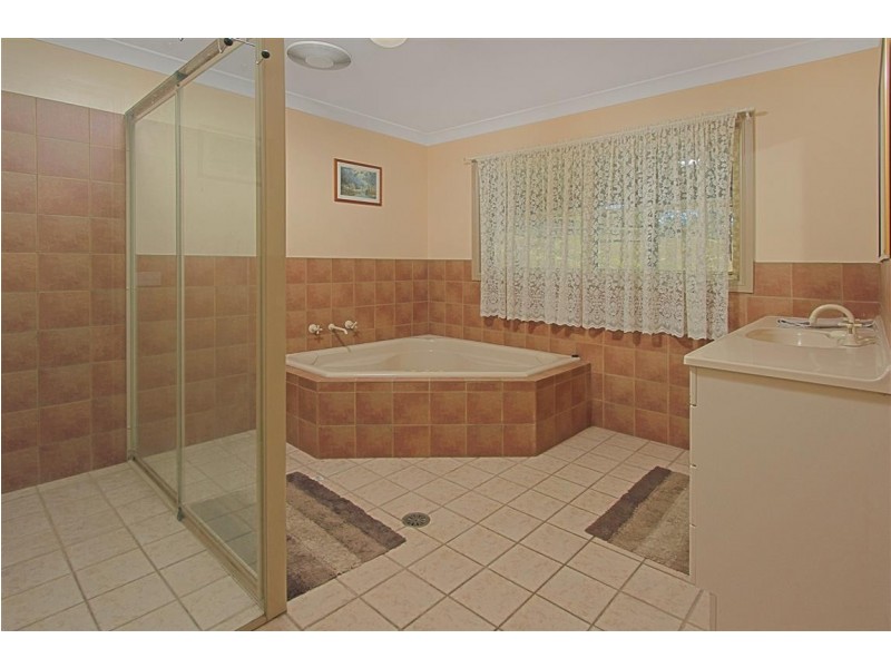 12 Woodrush Road, North Batemans Bay NSW 2536