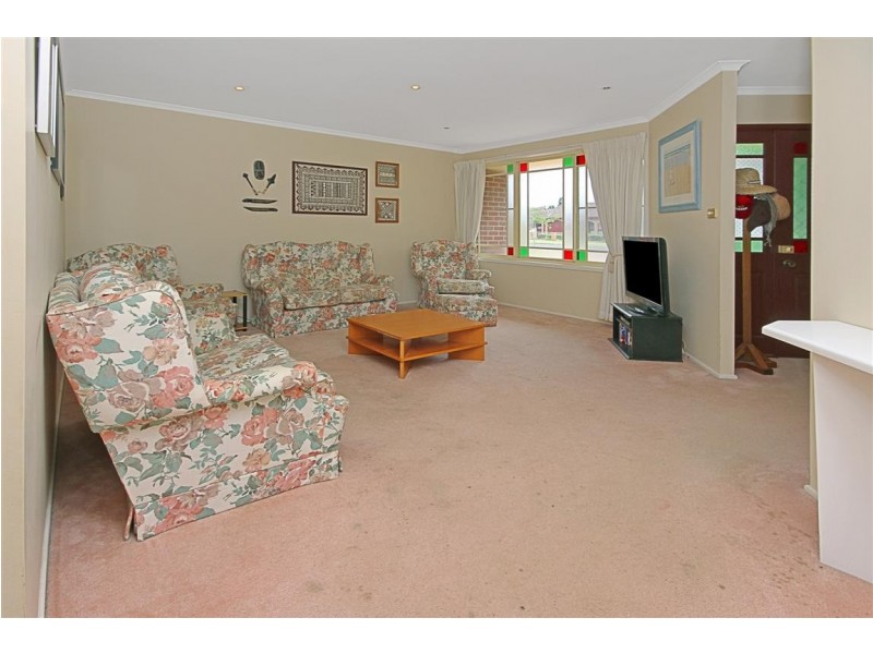 31 Belbowrie Parade, Maloneys Beach NSW 2536
