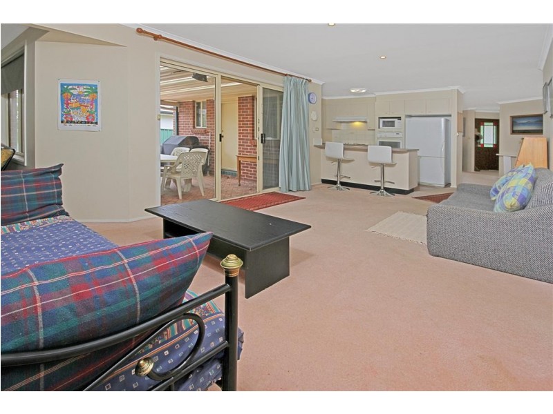 31 Belbowrie Parade, Maloneys Beach NSW 2536