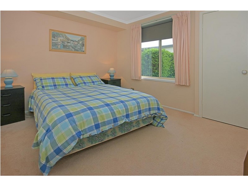 31 Belbowrie Parade, Maloneys Beach NSW 2536
