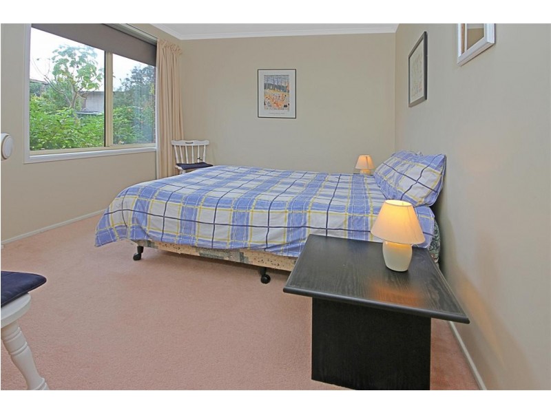 31 Belbowrie Parade, Maloneys Beach NSW 2536