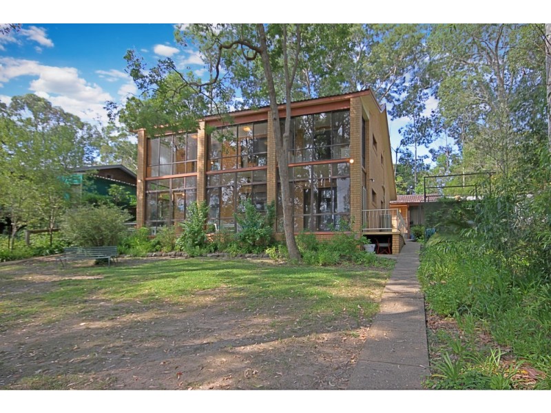 35 Annetts Parade, Mossy Point NSW 2537