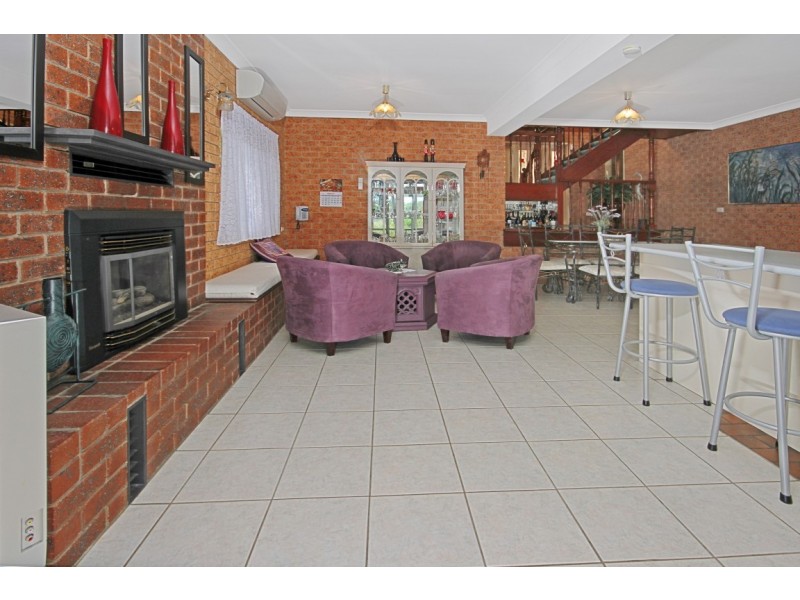 35 Annetts Parade, Mossy Point NSW 2537