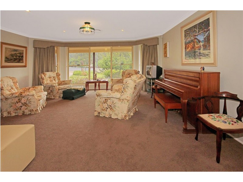 36 Kauzal Crescent, Surf Beach NSW 2536