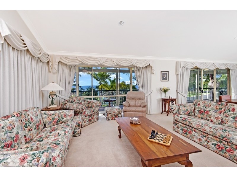 26 Burrawang Crescent, Sunshine Bay NSW 2536