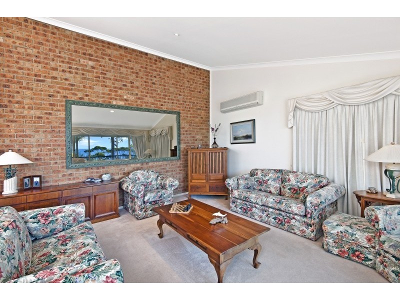 26 Burrawang Crescent, Sunshine Bay NSW 2536