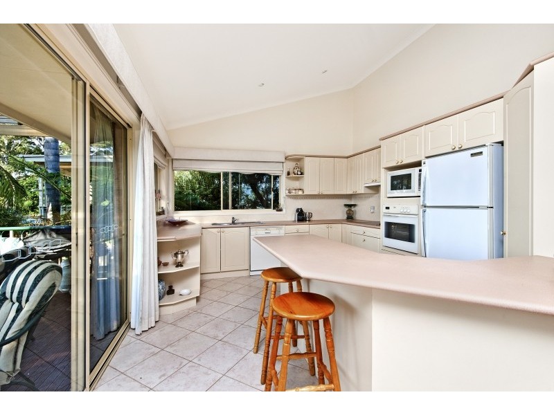26 Burrawang Crescent, Sunshine Bay NSW 2536