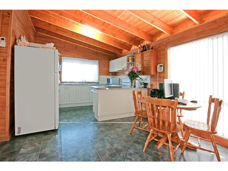 4 Penthouse Place, North Batemans Bay NSW 2536