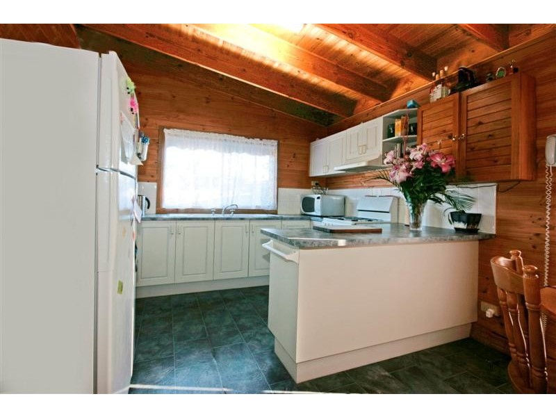 4 Penthouse Place, North Batemans Bay NSW 2536