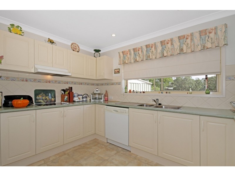 4C Peninsula Drive, North Batemans Bay NSW 2536