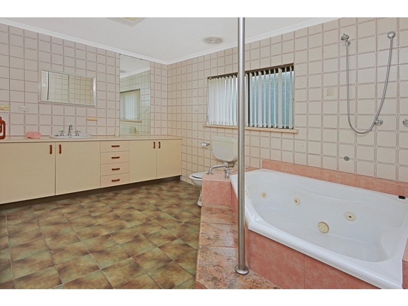 41 Garagarang Street, Malua Bay NSW 2536
