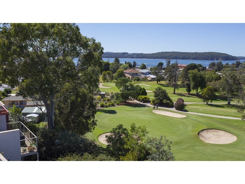 2/21 Bavarde Avenue, Batemans Bay NSW 2536